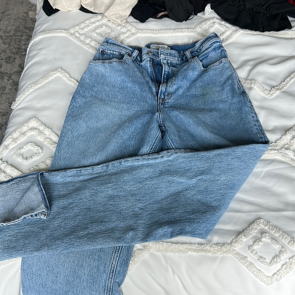 Abercrombie & Fitch Size 29 90s straight ultra high rise